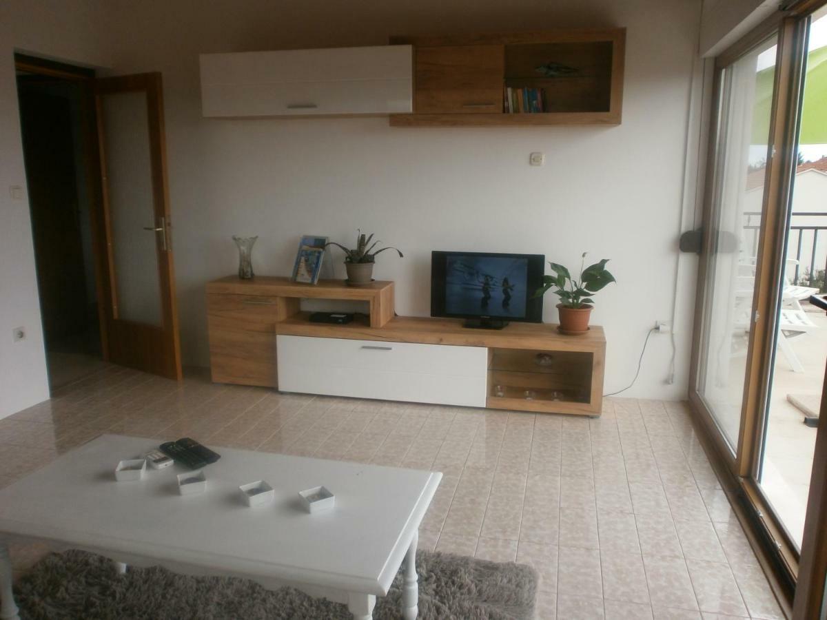 Apartmani Ljubica Kaštela Exterior foto